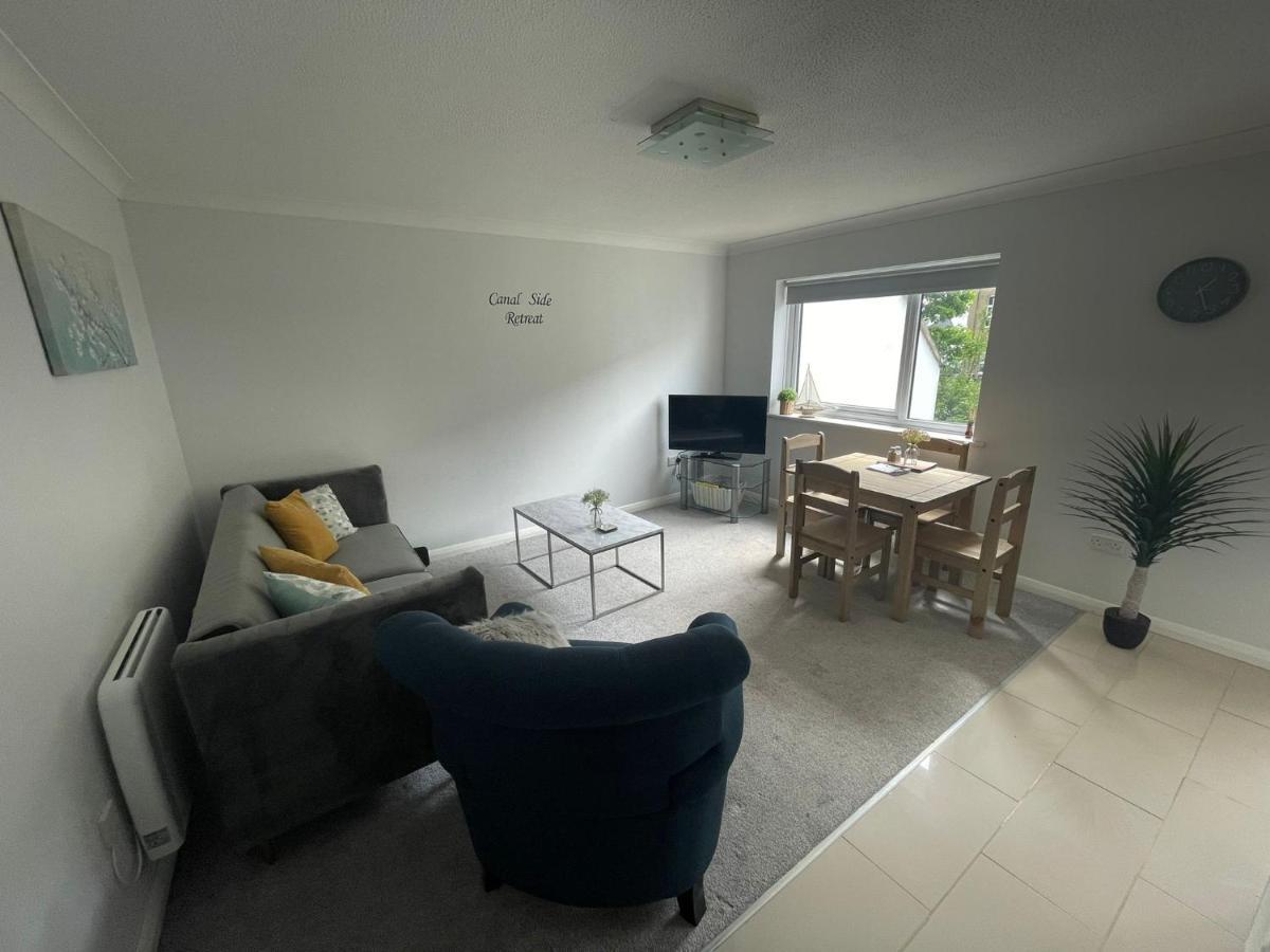 Canal Side Retreat - 2 Bedroom Apartment Heybridge  Exteriör bild
